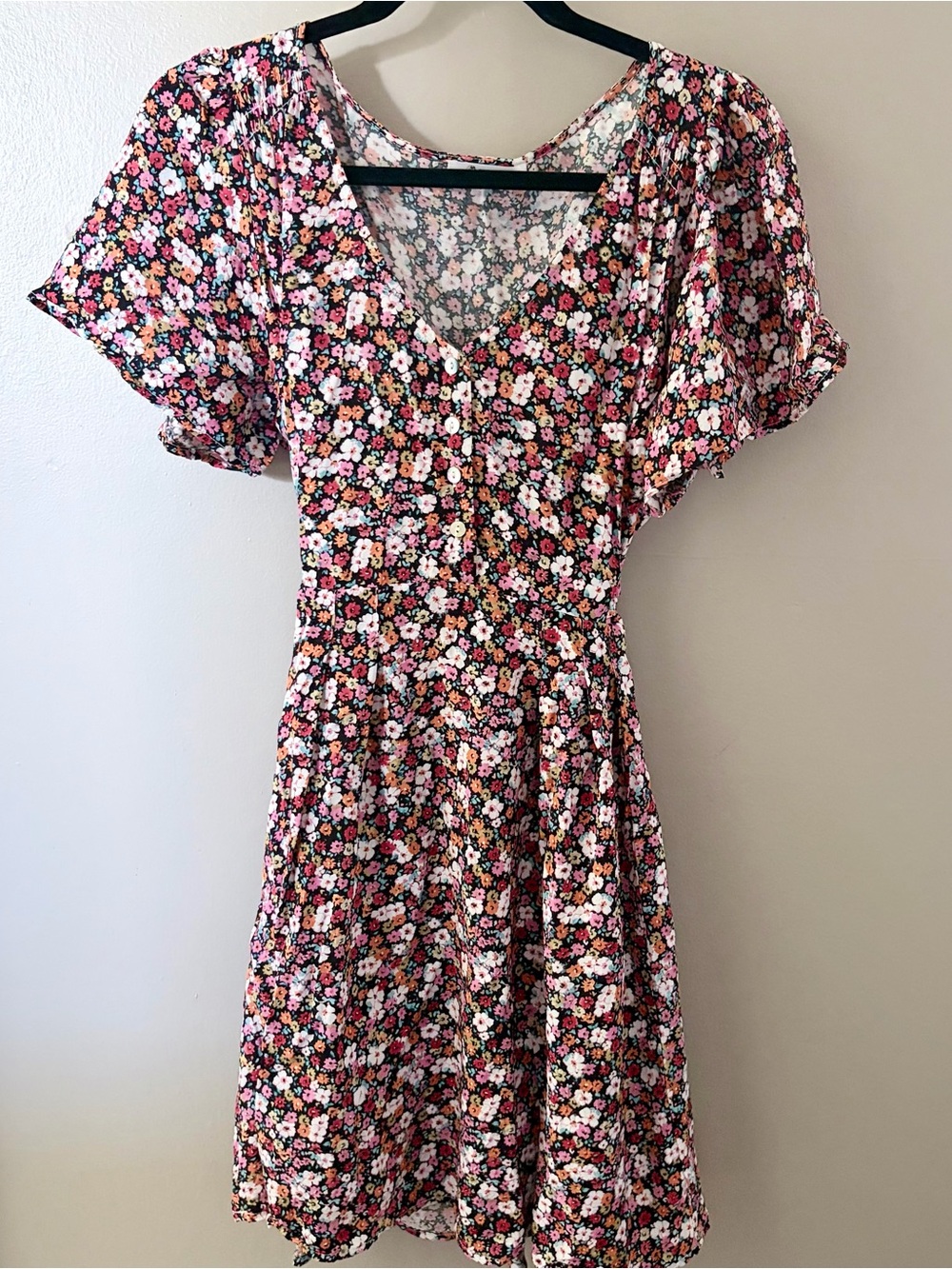 CUPSHE Floral V-Neck Short Sleeve Mini Dress Size Large